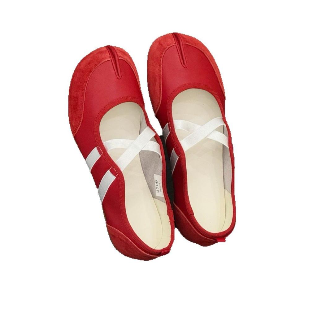 Red Thick-soled Split-toed Pig's Trotters Single Shoes Women's 2025 New Mary Jane Casual Beanie Shoes Cross-strapped Horseshoe Shoes