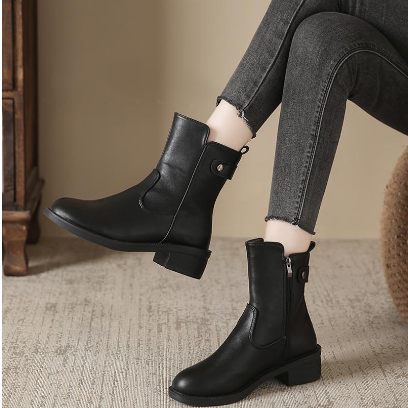 Fashion Women Winter Boots Anti Slip 2024 New Genuine Leather Women Short Boots Large Size Wool Women Motorcycle Boots