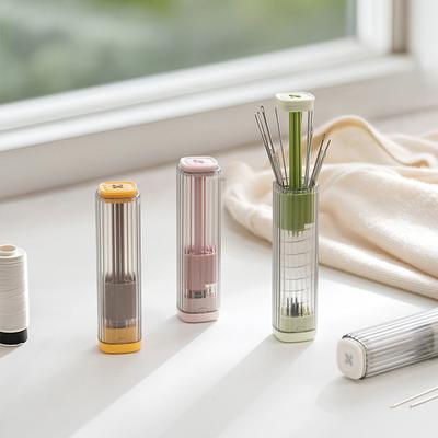 1 Stück Magnetische Saug-Pressnadelbox Praktisch und Tragbar Kleines Nähset Multifunktionales Fadenentfernungs-Einfädelwerkzeug