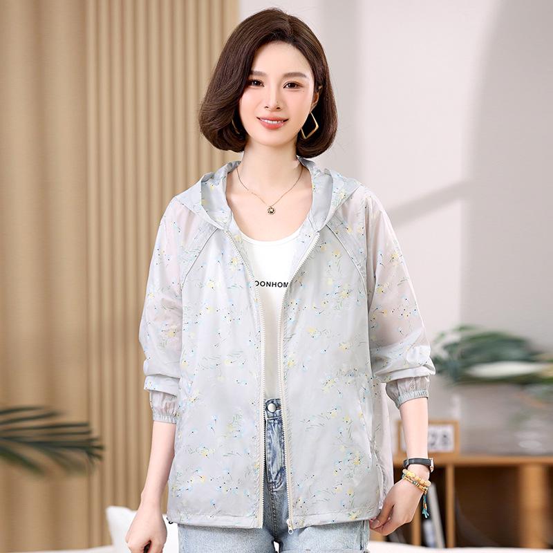 2025 Women's Lightweight Hooded Sun Protection Jacket - Spring/Summer Breathable, Casual, Printed Outerwear