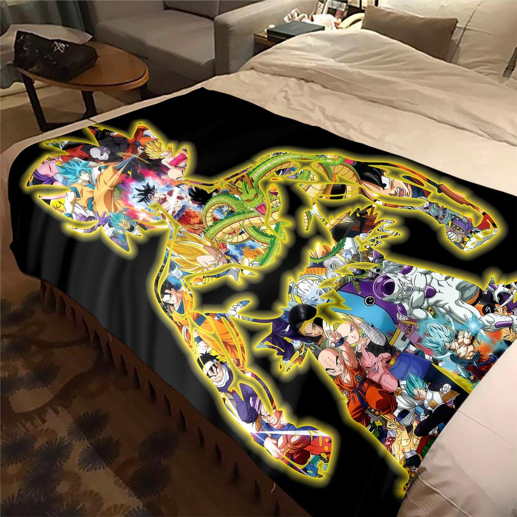 1pz Coperta in Flanella con Stampa Son Goku, Alta Qualità per Tutte le Stagioni, Decorazione per la Casa, Calore e Comfort, Perfetta per Regali di Natale