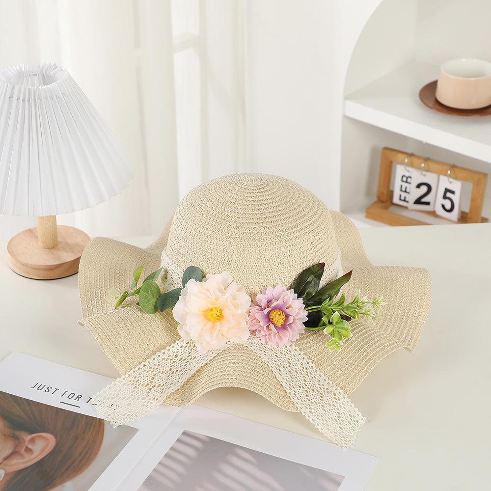 Early spring new beach travel sunscreen hat fashionable flower summer UV protection sunshade straw hat