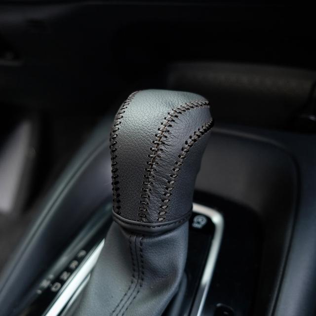 PU Leather Car Gear Head Shift Knob Collars Case Cover For Toyota Corolla E210 Camry XV70 2024 Hybrid