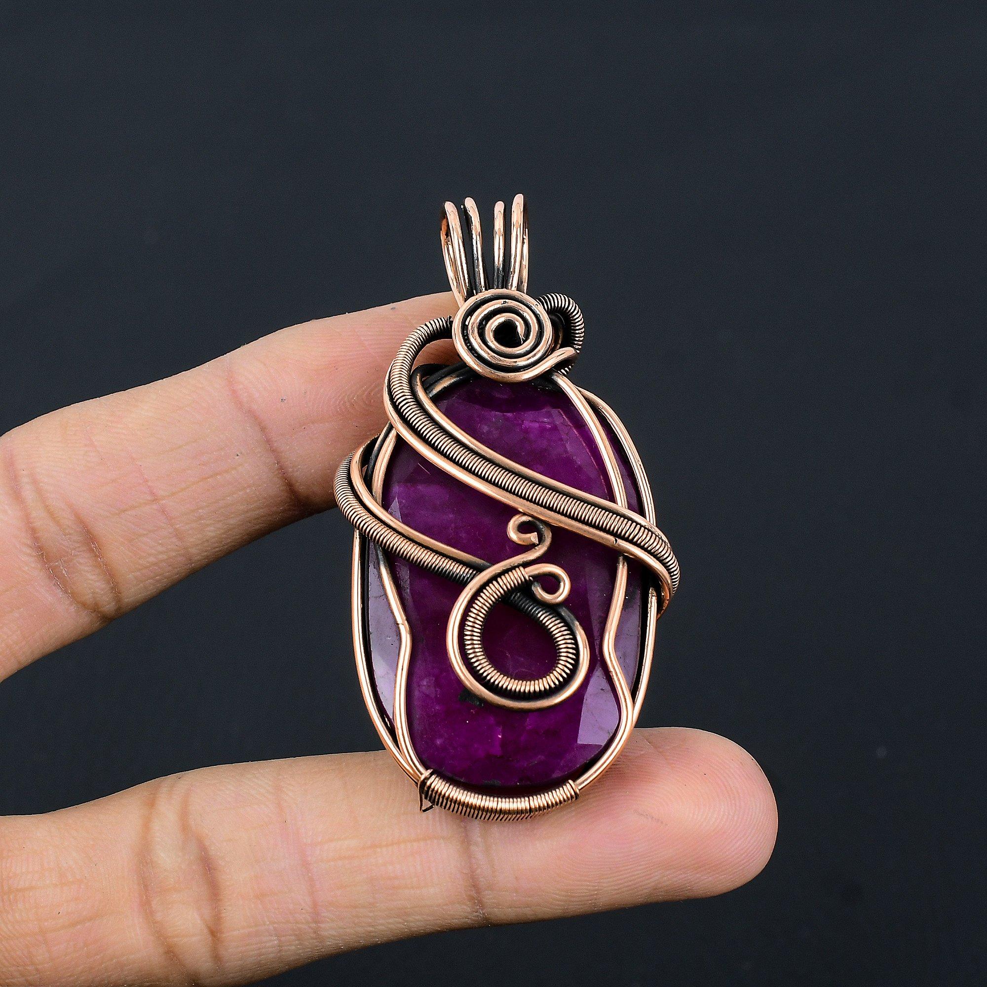 

Рубиновый кулон Ювелирные изделия из драгоценных камней, Кулон ручной работы, обернутый медной проволокой 999 пробы, Ювелирные изделия новейшего дизайна 2.55 Inches