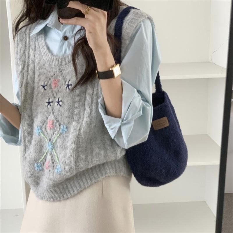 Spring and Autumn Korean Version Women's Loose Sweater Vest Round Neck Sleeveless Knitted Vest Women's Vest