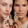 Oriflame Giordani Gold Eternal Glow Make-up SPF 25 - Vanilla Neutral 30 ml