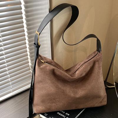Suede Bag Women's Large Capacity 2025 Autumn New Casual Shoulder Messenger Bag High Value Commuter Dumpling Bag