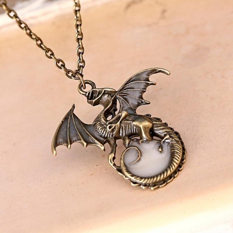 2023 Fashion Retro Luminous Fairy Dragon Luminous Pendant Necklace Magic Steampunk Exquisite Gift Raw Crystal Jewelry Gifts