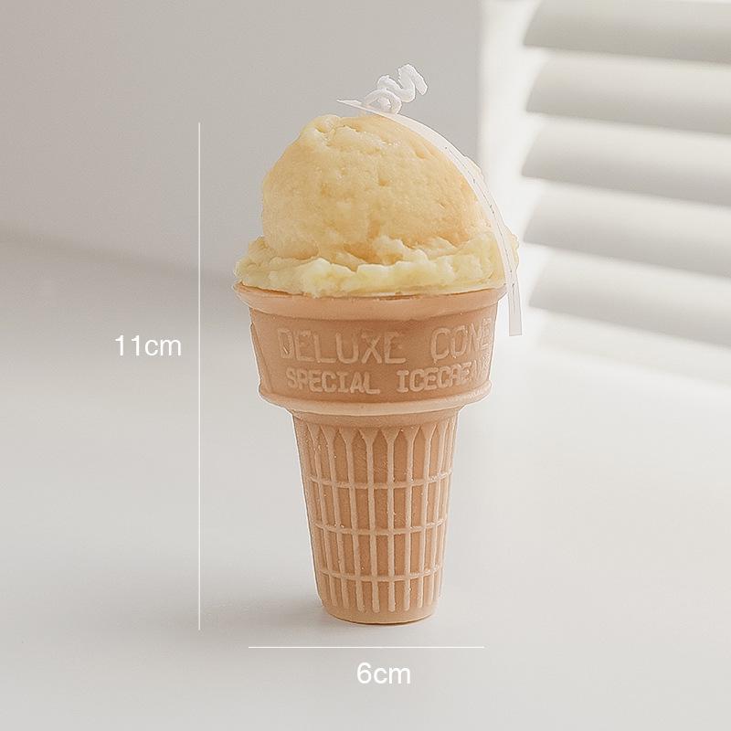Ice Cream Cone Scented Candle – Handmade Soy Wax Birthday Gift, Fragrant Dessert Ornament