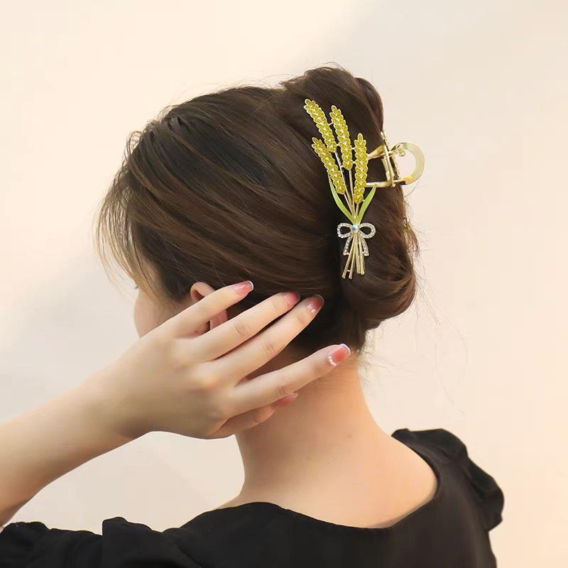 Alloy Womens Back-of-Head Grabber Large High-End Hair Claw Clip Summer 2026 Shark Clip Headpiece Japan and Korean Style