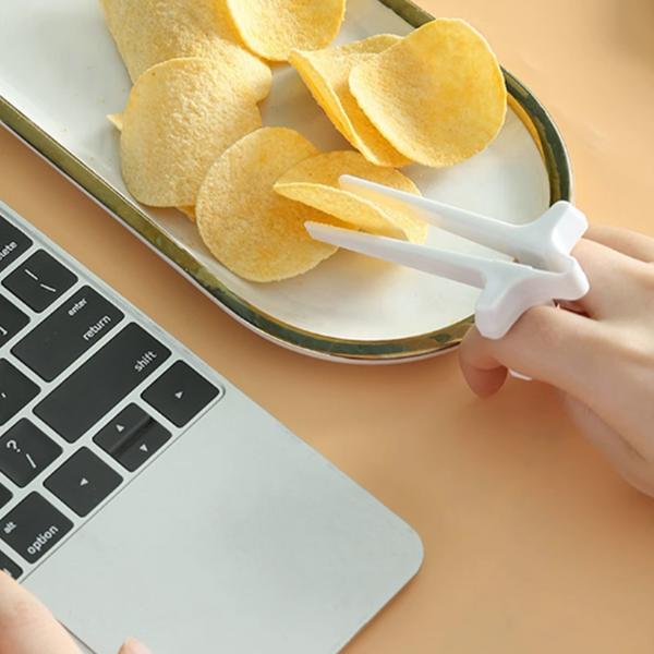 Octopus Foot Gaming Chopsticks Gaming Finger Chopsticks, 2 Pieces, Black, Single Item, Korean Popular Tableware