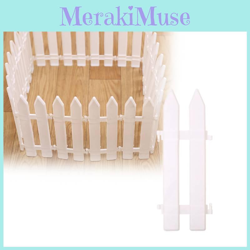 Durable White Plastic Fence For Christmas Tree Decoration And Garden Holiday Display