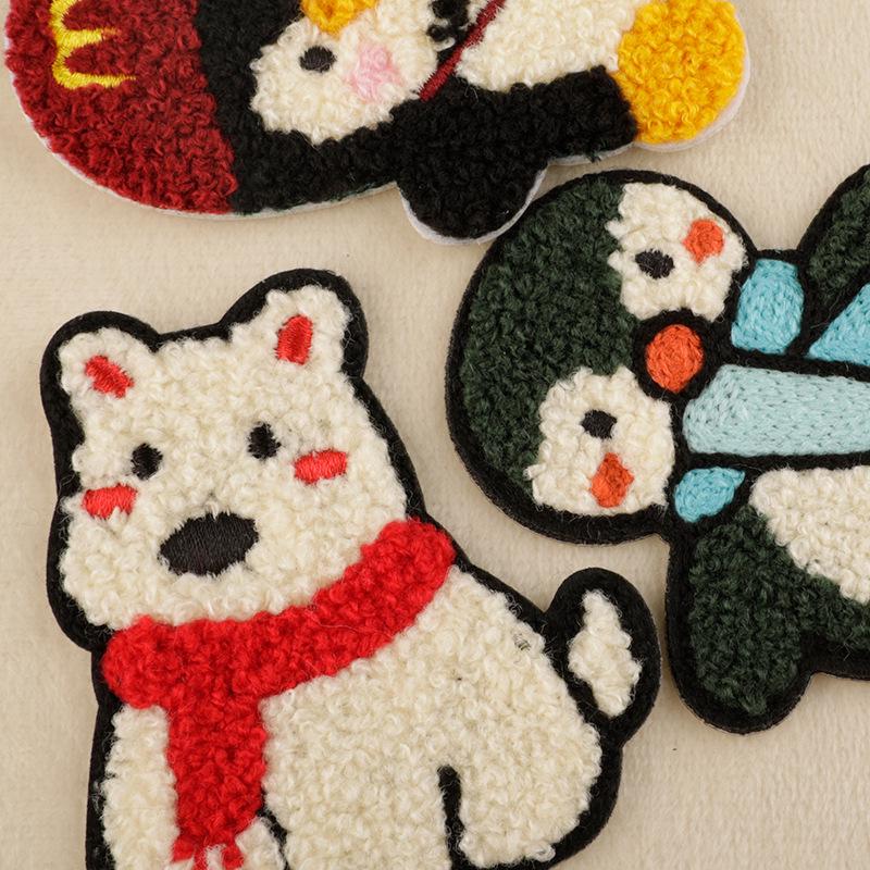 Self-Adhesive Chenille Animal Embroidery Patch for Clothing Accessories