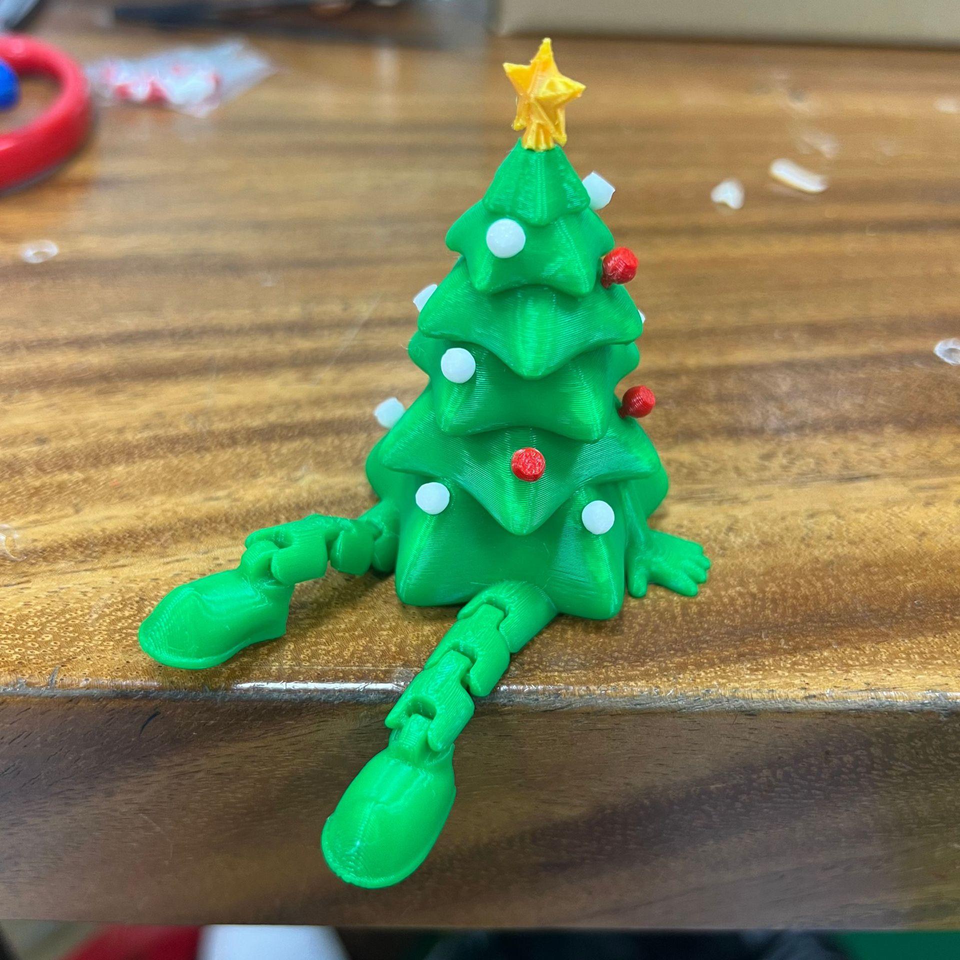 

3D-Printed Ornaments for Holidays, And Birthdays. For Office Desks, Study Tables, Cars, Indoor And Outdoor Decorations. зелёный