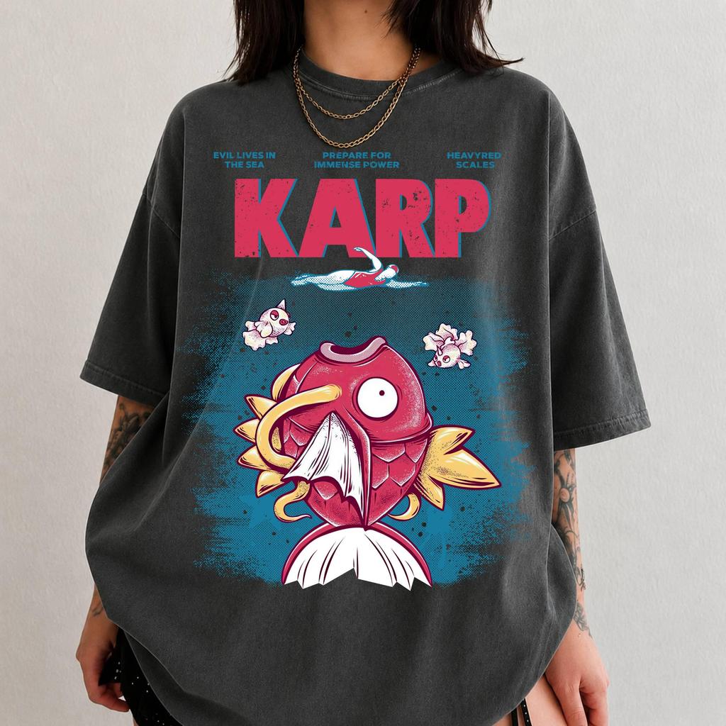 Herren Baumwoll-T-Shirt Sommer Lässig Grafik-T-Shirt Kurzarm Magikarp Jaws Parodie-Shirt, Lustiges Film-Mashup-T-Shirt, Vintage Anime Grafik Unisex, Geschenk, Oberteil