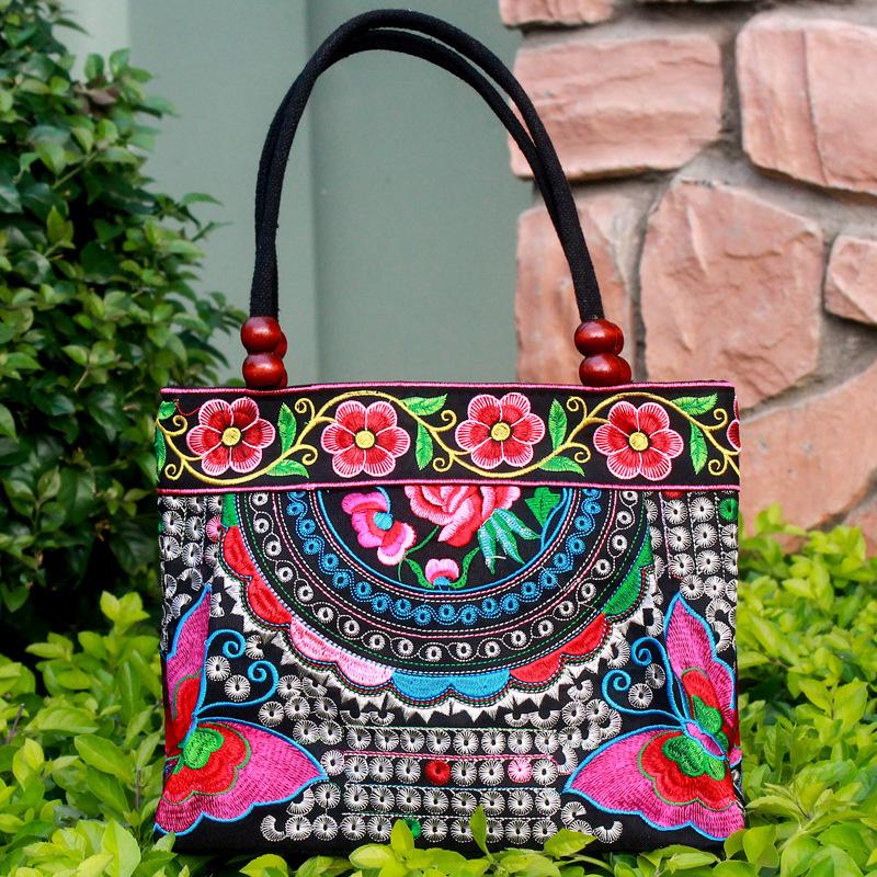 Ethnic Style Double-Sided Embroidery Lace Wooden Beads Vintage Canvas Women's Tote Handbag - Unique Retro Design for Stylish Ladies