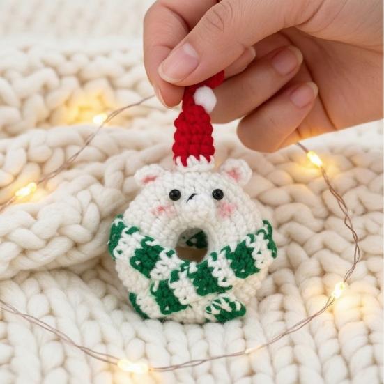 Crochet Donut Bag Accessory Christmas Doughnut Keychain, Handmade Santa Claus/Reindeer/Penguin/Bear/Flower Wreath Pendant for Hand Knitted Keychain