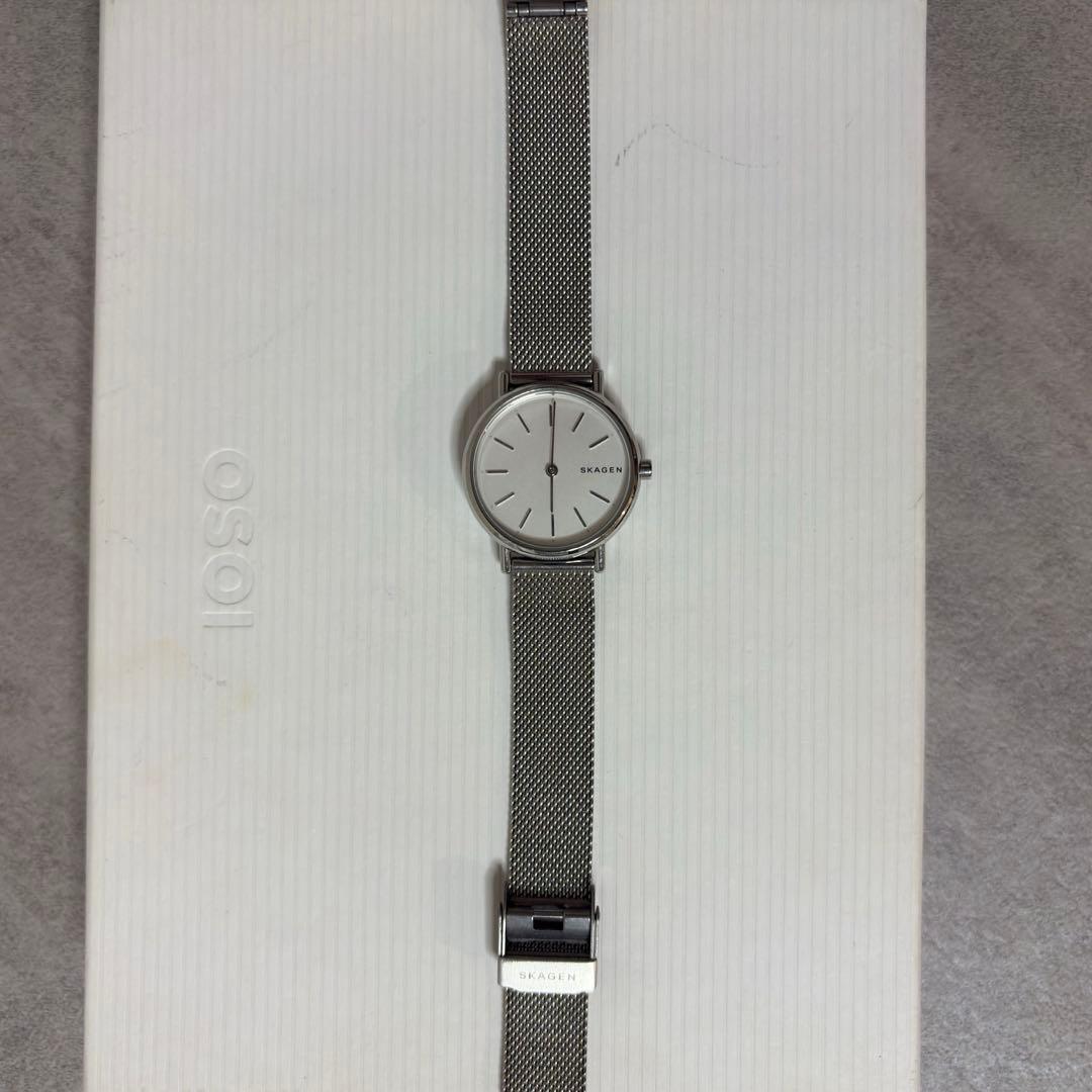Used SKAGEN silver mesh band watch