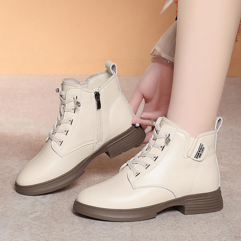 Low-heeled Martin boots women's new autumn and winter soft-soled leather shoes fleece warm British short boots    women's shoes