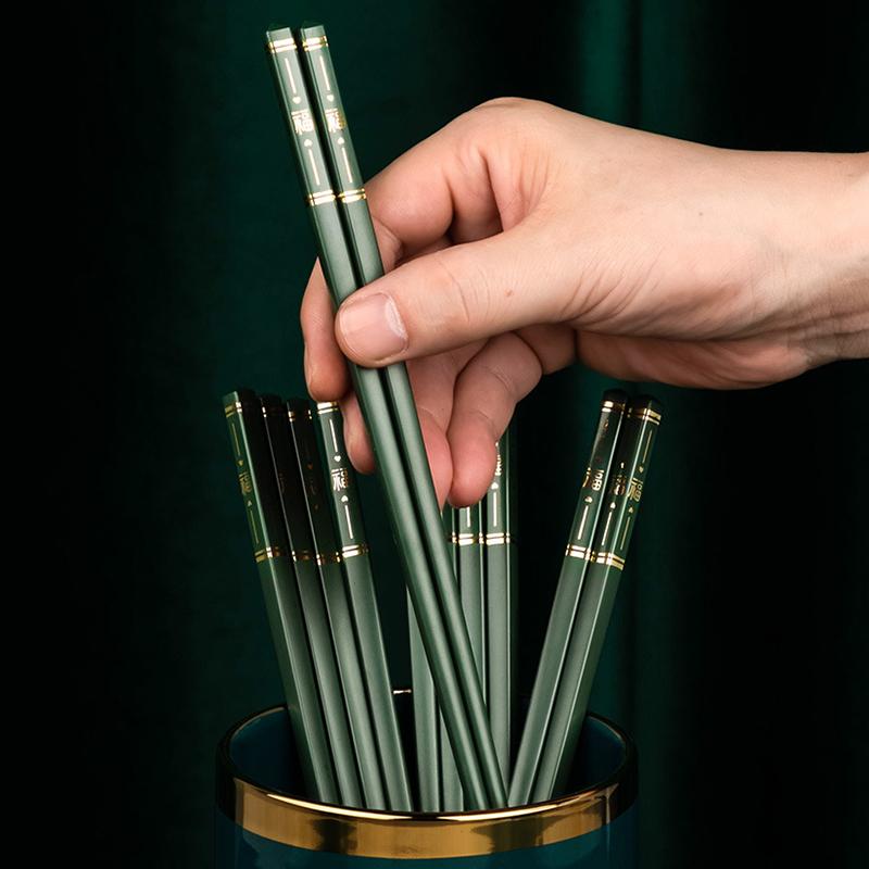 Zestaw 5 par czerwonych pałeczek z włókna szklanego wielokrotnego użytku antypoślizgowe pałeczki do jedzenia i gotowania w stylu chińskim 9,5 cala