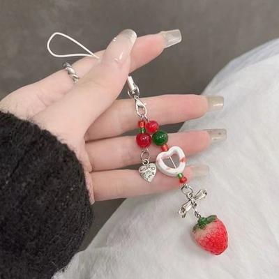 Bag Hanging Strawberry Beads Phone Chain Acrylic Car Keyring Strawberry Keychain Pendant  Gifts