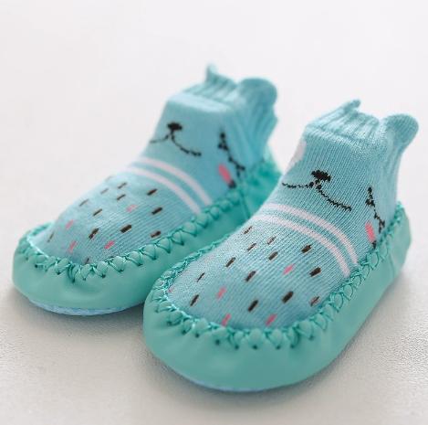 Baby Floor Socks with Leather and Green Design for Infants and Toddlers Learning to Walk