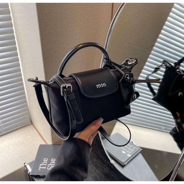 

Сумка-тоут макарон женская новая весенне-летняя сумочка на плечо, сумка-мессенджер чёрный