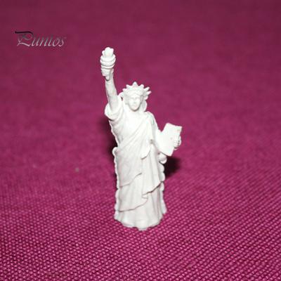 Miniature Statue of Liberty Model Simulation Pretend Play Toy Dollhouse Decor