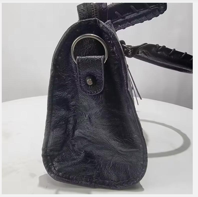 No logo Good Quality 2025 New Arrival Handbags for Women Famous Brand Shoulder Bag Lady Pu Leather Crossbody Bags motorcycle bag