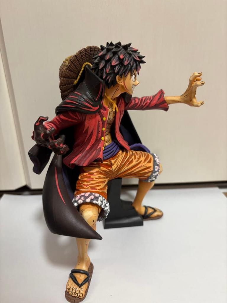 [USED] One Piece Luffy figure, 2D coloring, repainted