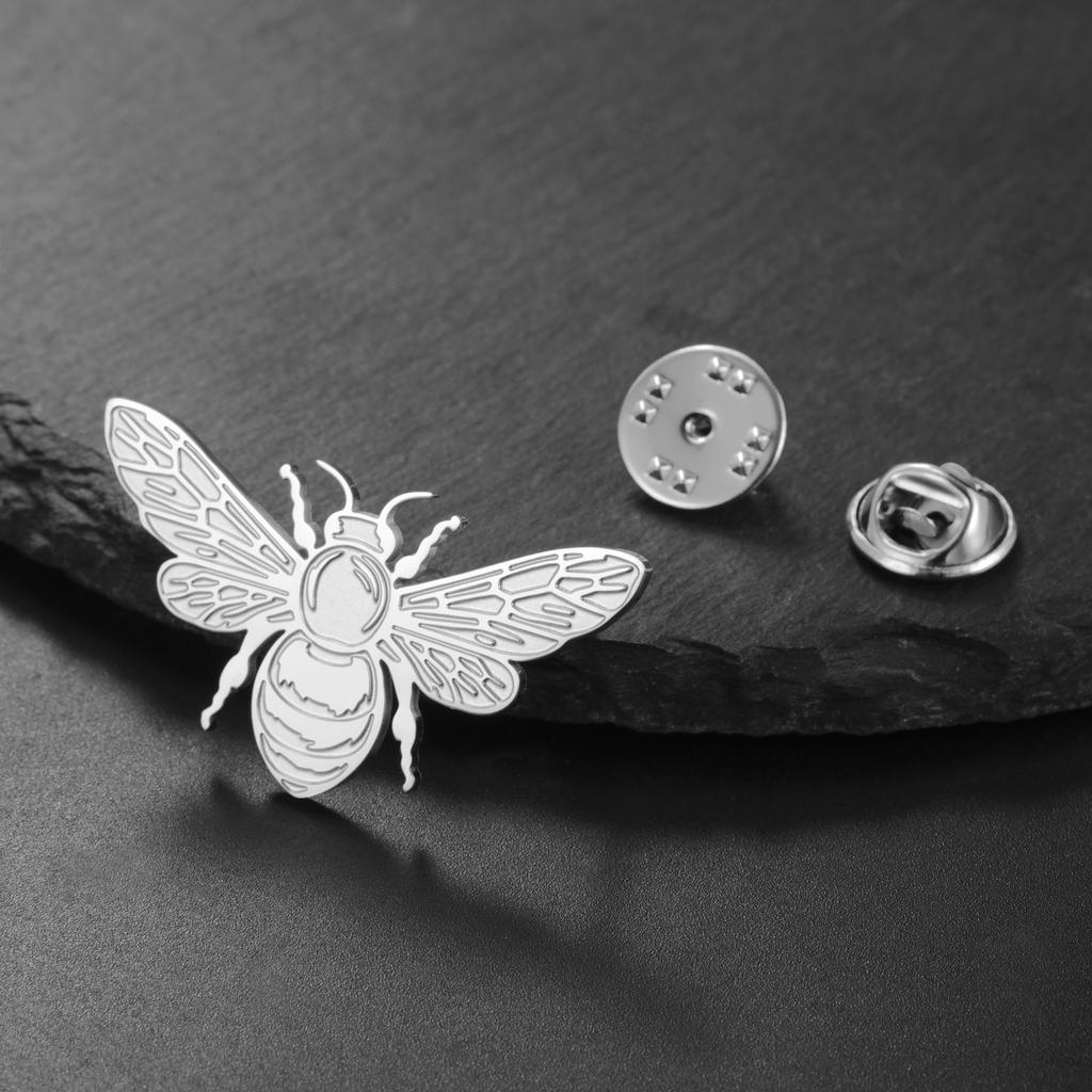 LIKGREAT Insect Honeybee Brooch Pin Vintage Bee Badge Stainless Steel Accessories Punk Jewelry Gift for Shirt Hat