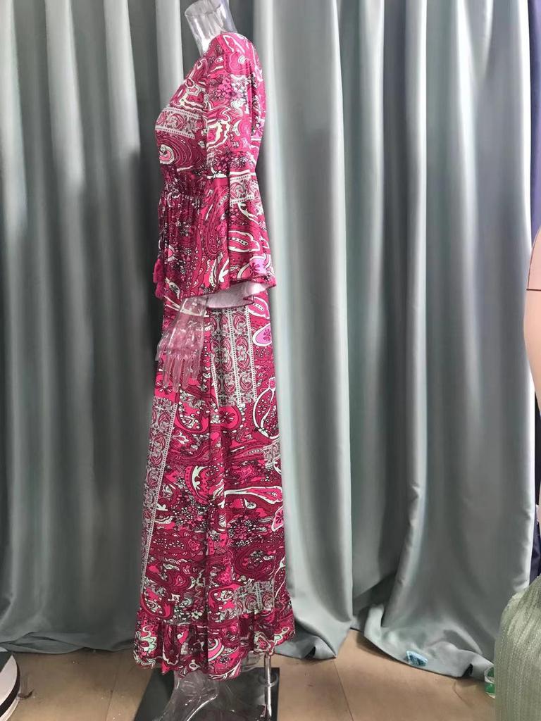 2023 Bohemian Style V-Neck Bell Sleeve High Waist Floral Vacation Dress for Women