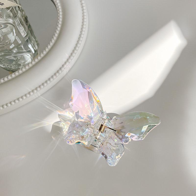 Fairy Transparent Butterfly Hair Clip: Frosted Shark Claw for Half-Tied Summer Styles