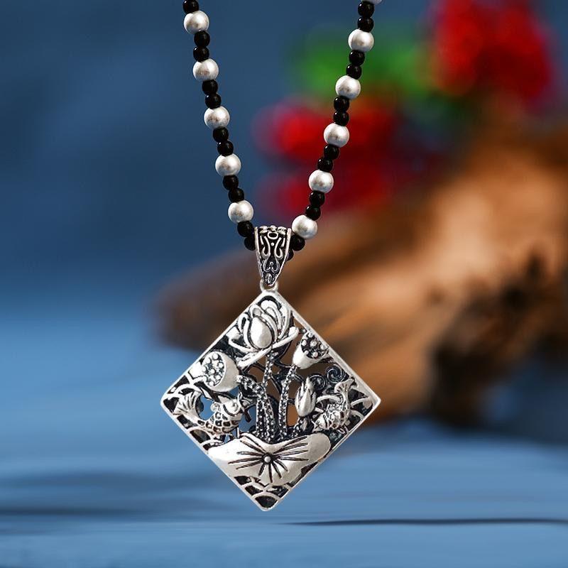 Colier cu pandantiv Lacătul Păcii Argintiu Retro - Lanț Lung pentru Pulover pentru Femei, cu Patru Laturi pentru Avere, în Stil Național