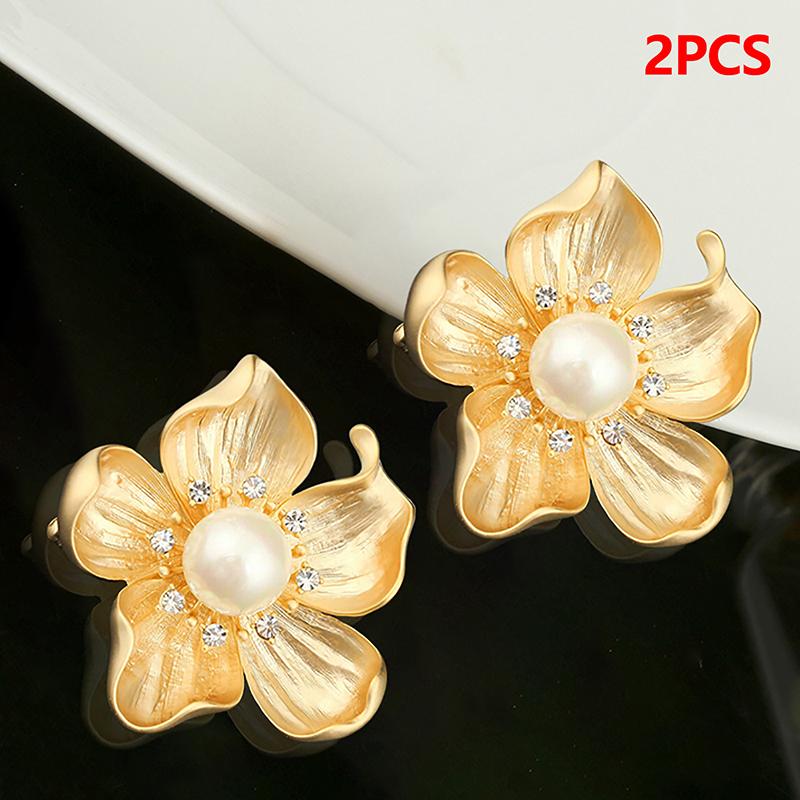 1pc Vintage Alloy Flower Brooch with Faux Pearl Fashion Pin for Suit Jacket Coat Elegant Women’s Clothing Accessory