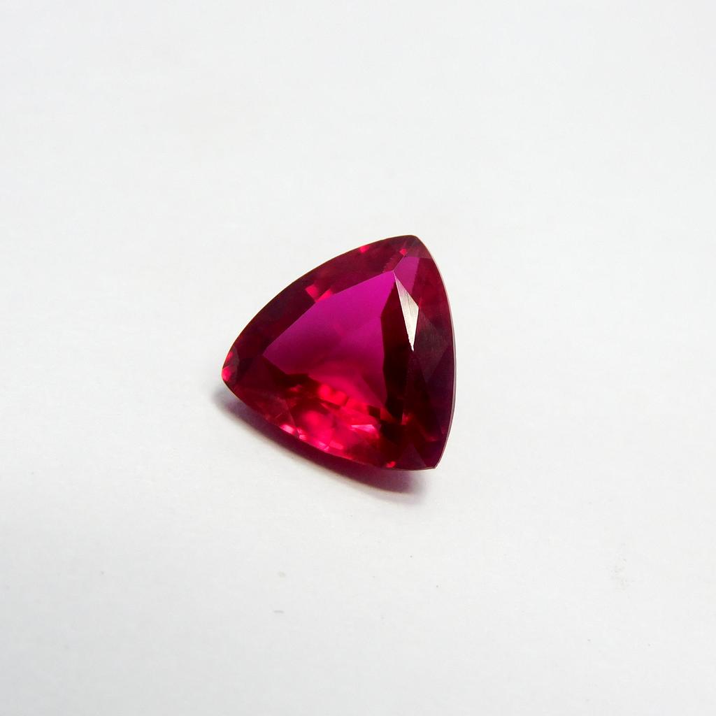 Trillion Cut 4.75 Ct Red Ruby Natural Loose Gemstone For Earring CERTIFIED P-4683-Ra