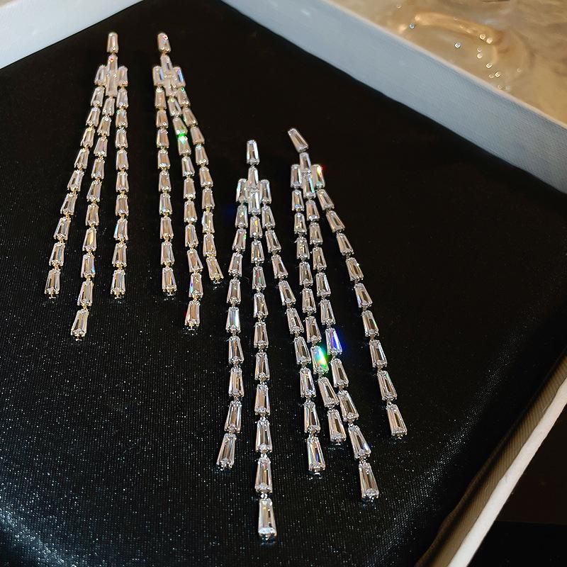 S925 Silbernadel Luxus Diamant Quaste Ohrstecker - Damenschmuck für Gesellschaftsdamen Hängeohrringe