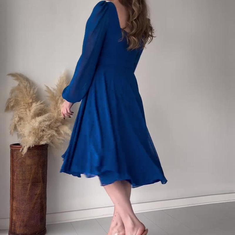 2024 Autumn European & American Retro Solid Color Square Neck Elegant Long Sleeve Dress