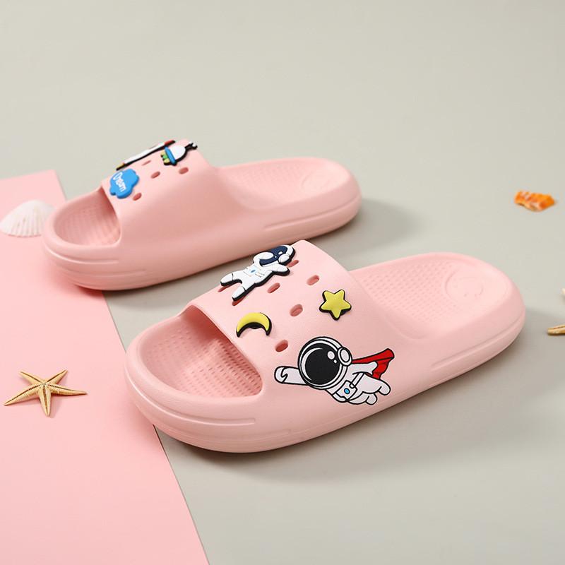 Stylish Cozy And Kids Slippers 2022 Eva Nonslip House Sandals With Cartoon Patterns For Boys And Girls Available In Col Various