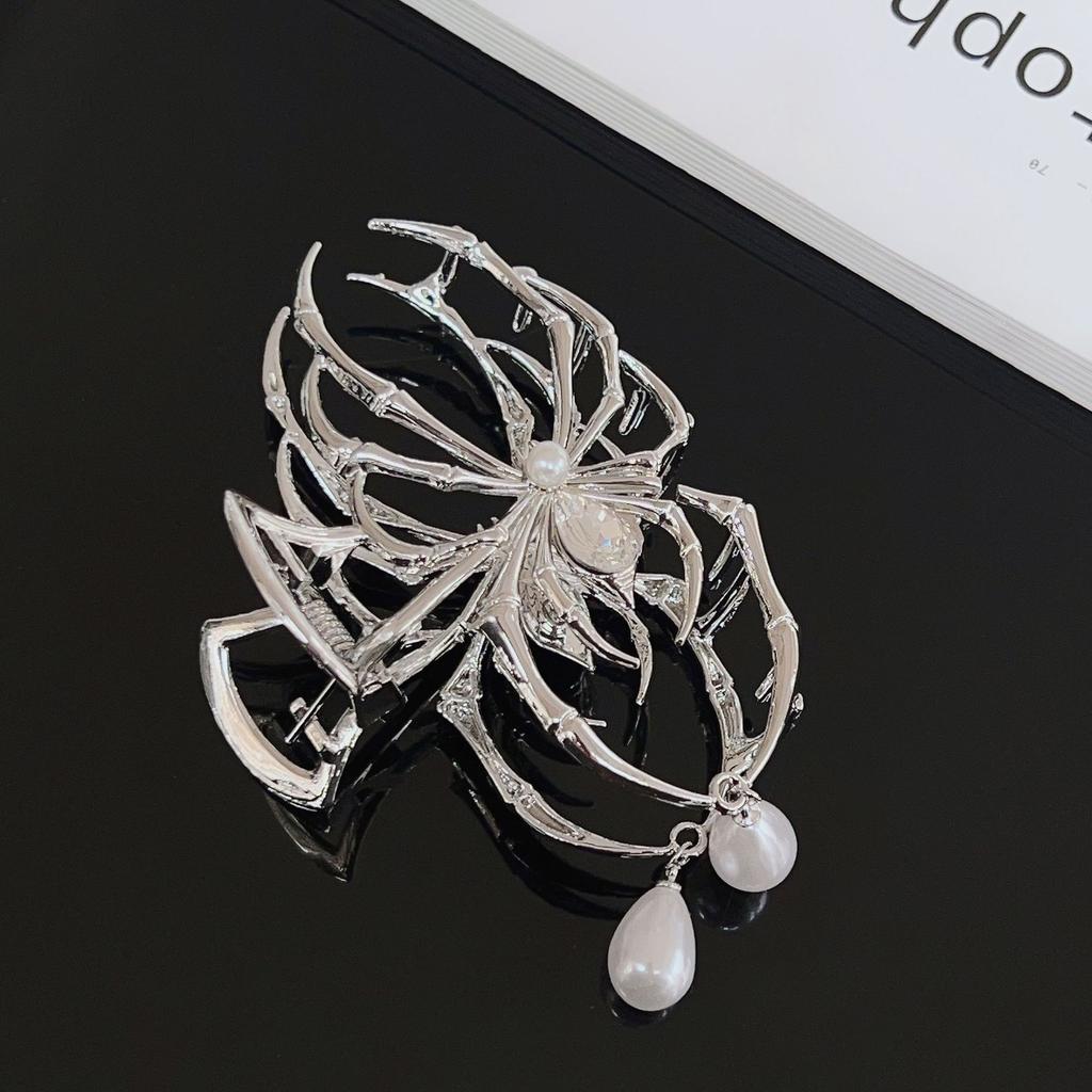 1 Pcs Fashion Halloween Silver Water Diamond Pearl Spider Hair Claws For Women Girls Party Hair Accessories