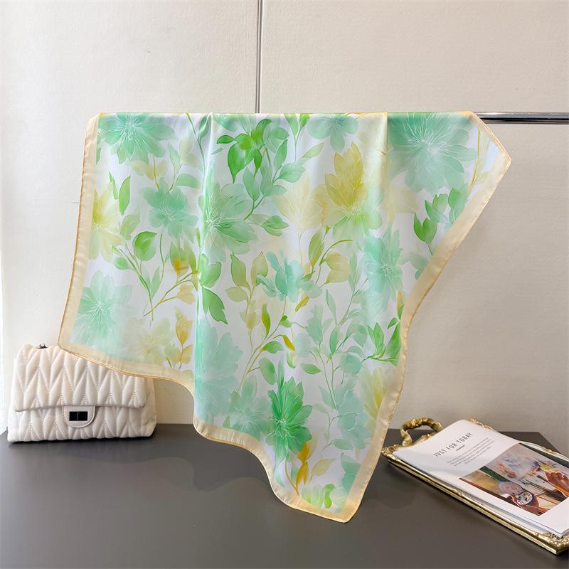 Luxury Paisley Silk Satin Head Scarf For Women Plaid Print Kerchief Neck Scarfs 70cm Square Shawls and Wrpas Scarves For Ladies