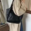 Retro Woven Bag Women's Large-capacity New Autumn and Winter Casual Shoulder Bag Commuter Tote Bag