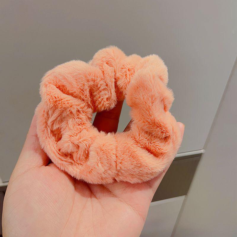 Chic Autumn/Winter Plush Hairband & Scrunchie for Women – Cute, Simple, Versatile Headwear