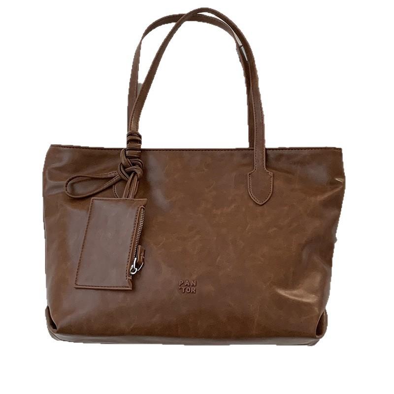 Korean version of simple large-capacity commuter bag women's 2025 new summer fashion tote bag versatile shoulder armpit bag