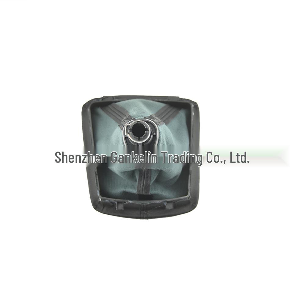Chrome Gear Shift Knob with Leather Boot for Skoda Octavia A5/A6 (2004-2012)