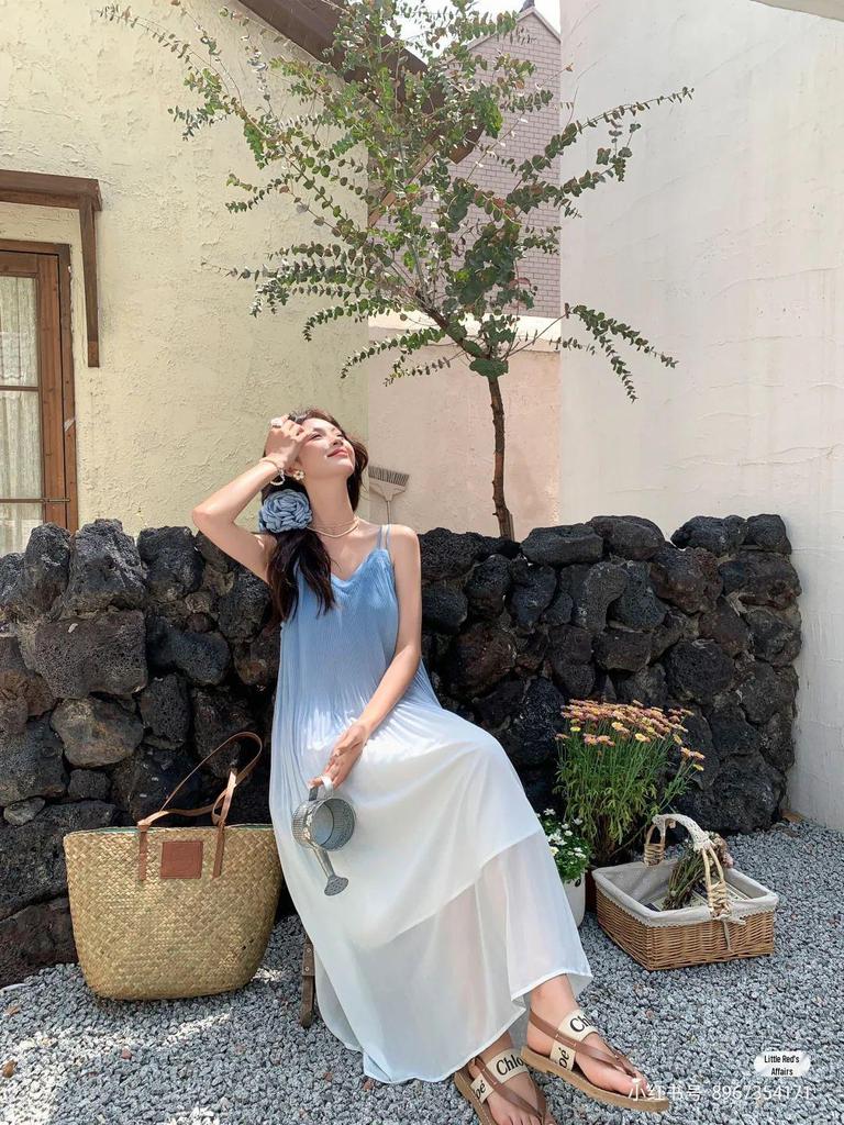 2026 French Seaside Gradient Strappy Sleeveless Beach Dress