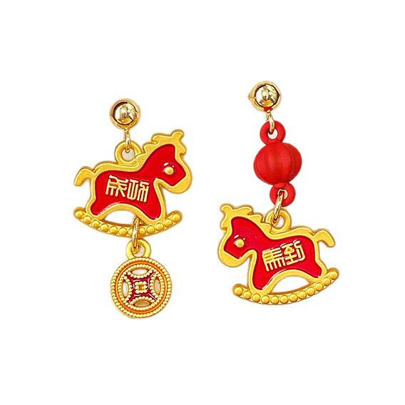 Red Velvet Zodiac Horse Earrings: Festive Dangle for New Year