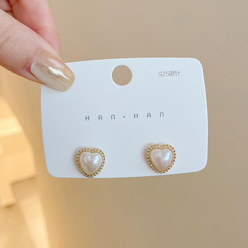 Heart Round Imitation Pearl Butterfly Leaf Tulip Flower Drop Earrings Women Wedding Geometry Jewelry Trend Creative Accessories