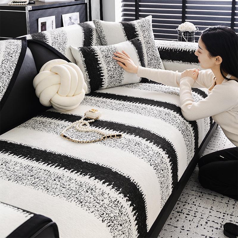 Chenier Sofa Cushion Is Universal In All Seasons, New Striped Sofa Cover,Luxury High-end Non-slip Cover Cloth Towel