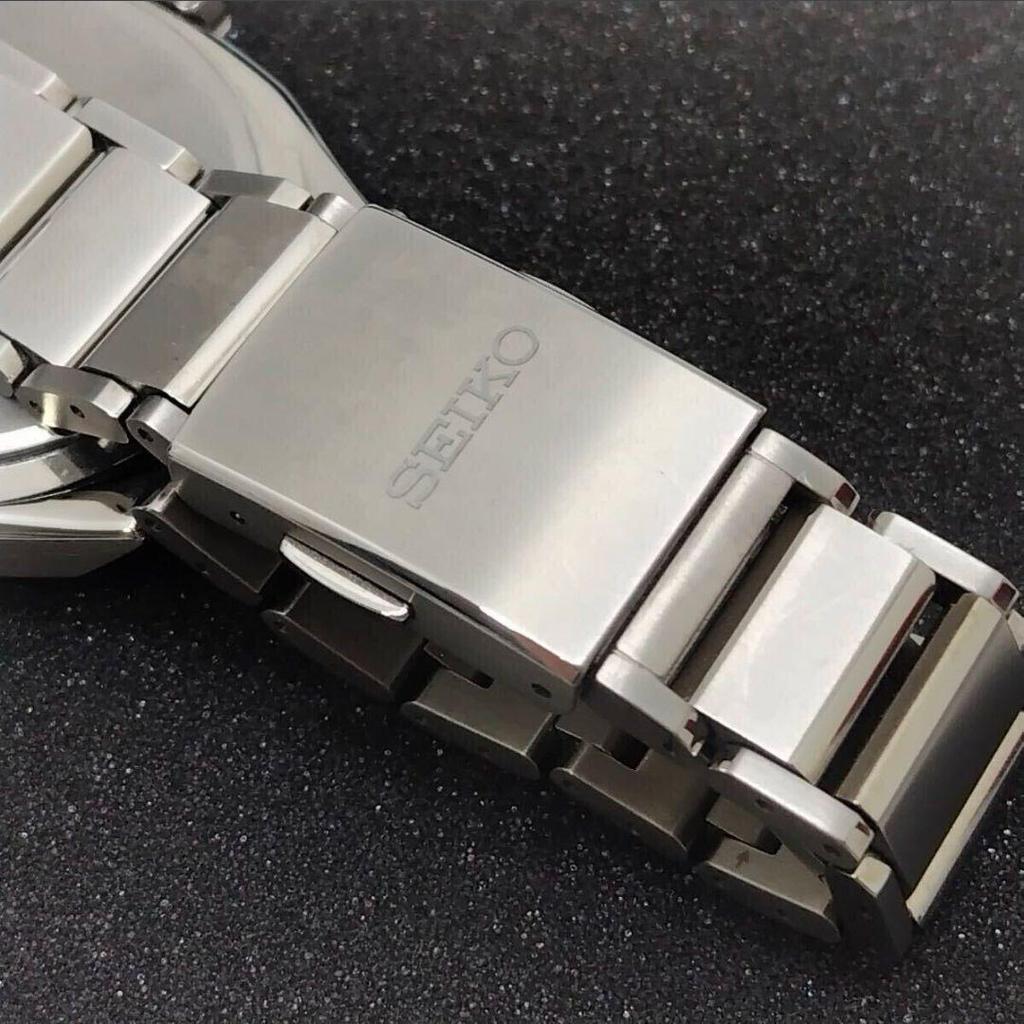 Used (0317x1) Beautiful Condition SEIKO ASTRON 7B72-0AF0 Radio Solar Watch Date Men's Working Condition